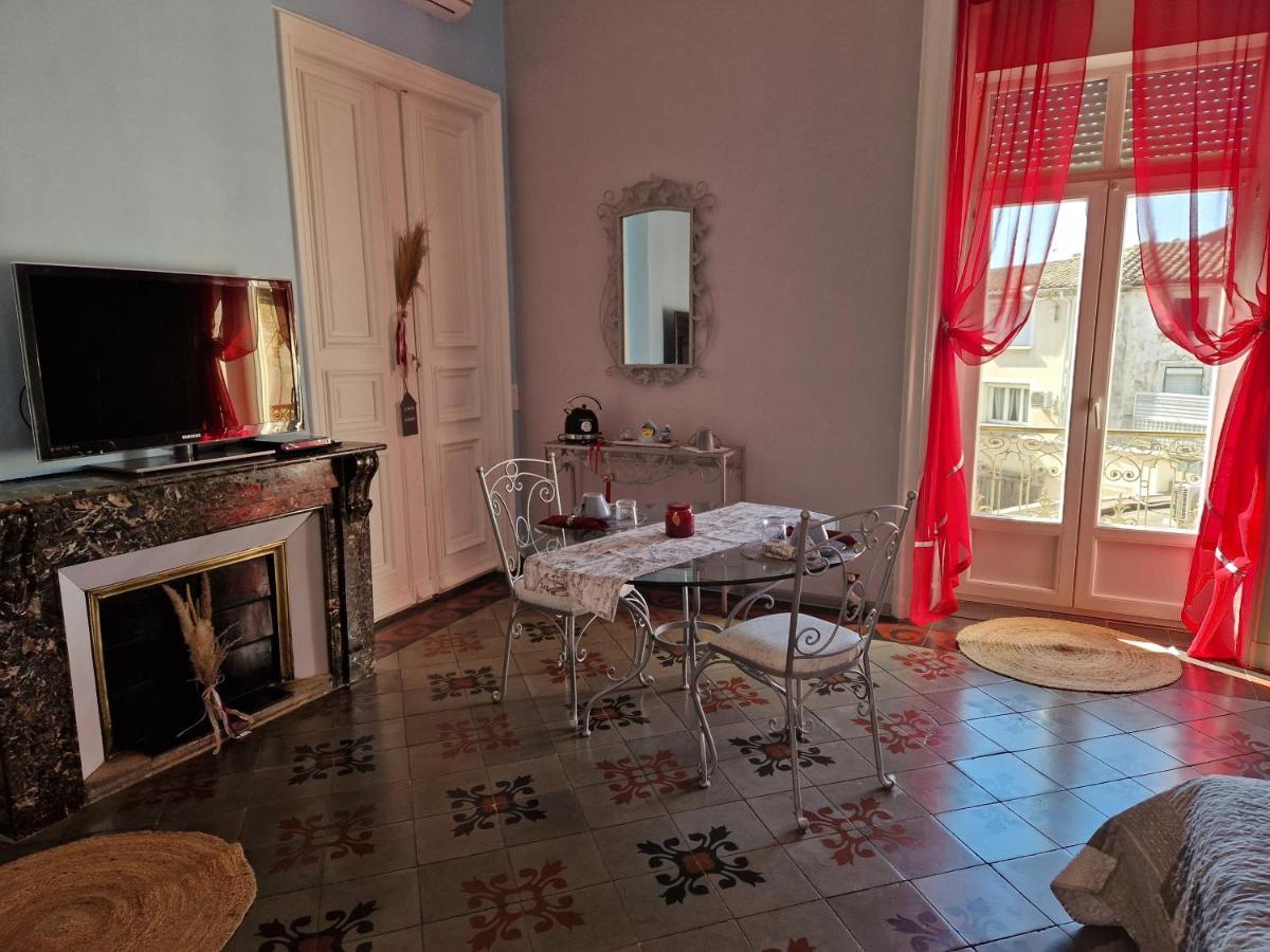 Chez Dedou Et Madou Bed & Breakfast Florensac ภายนอก รูปภาพ